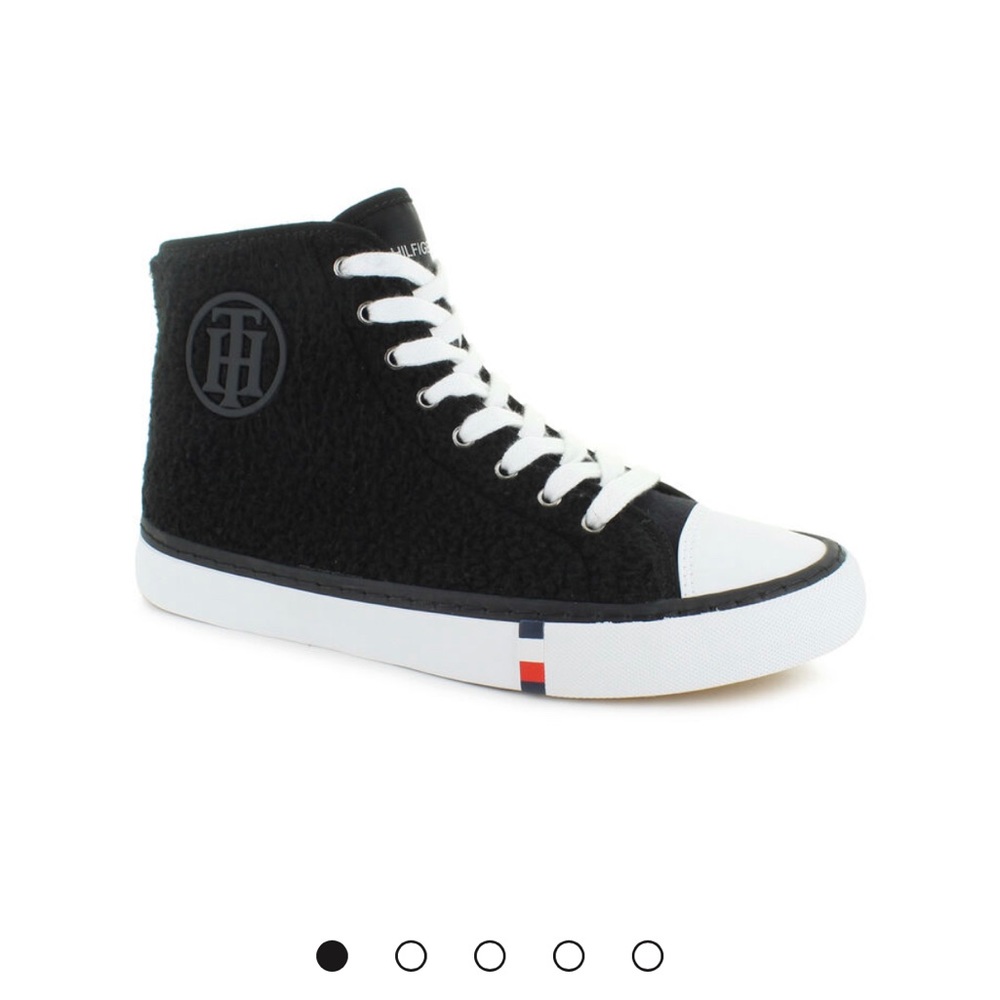 Tommy Hilfiger Evee Hightop sneaker women’s size 9